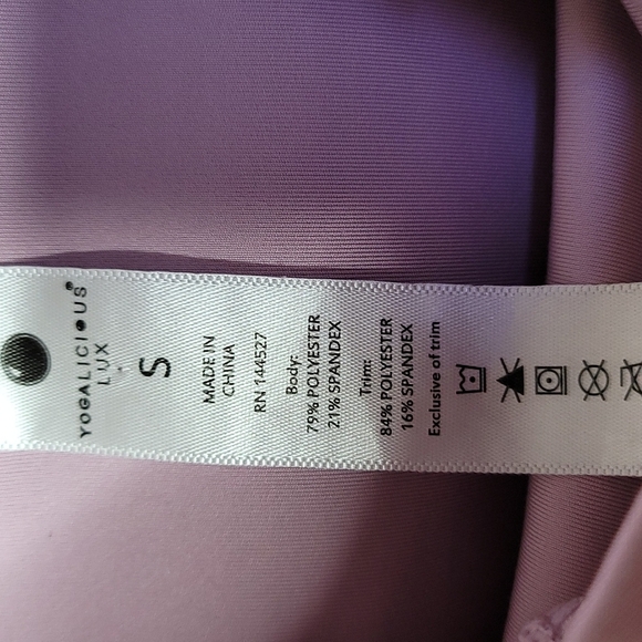 NWOT Yogalicious Lux purple hoodie workout long sleeve sweatshirt sz Small - Picture 6 of 7